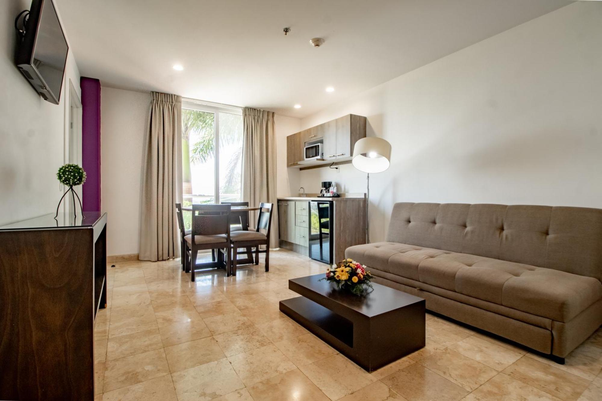 Memora Hotel & Villas Chapala Esterno foto
