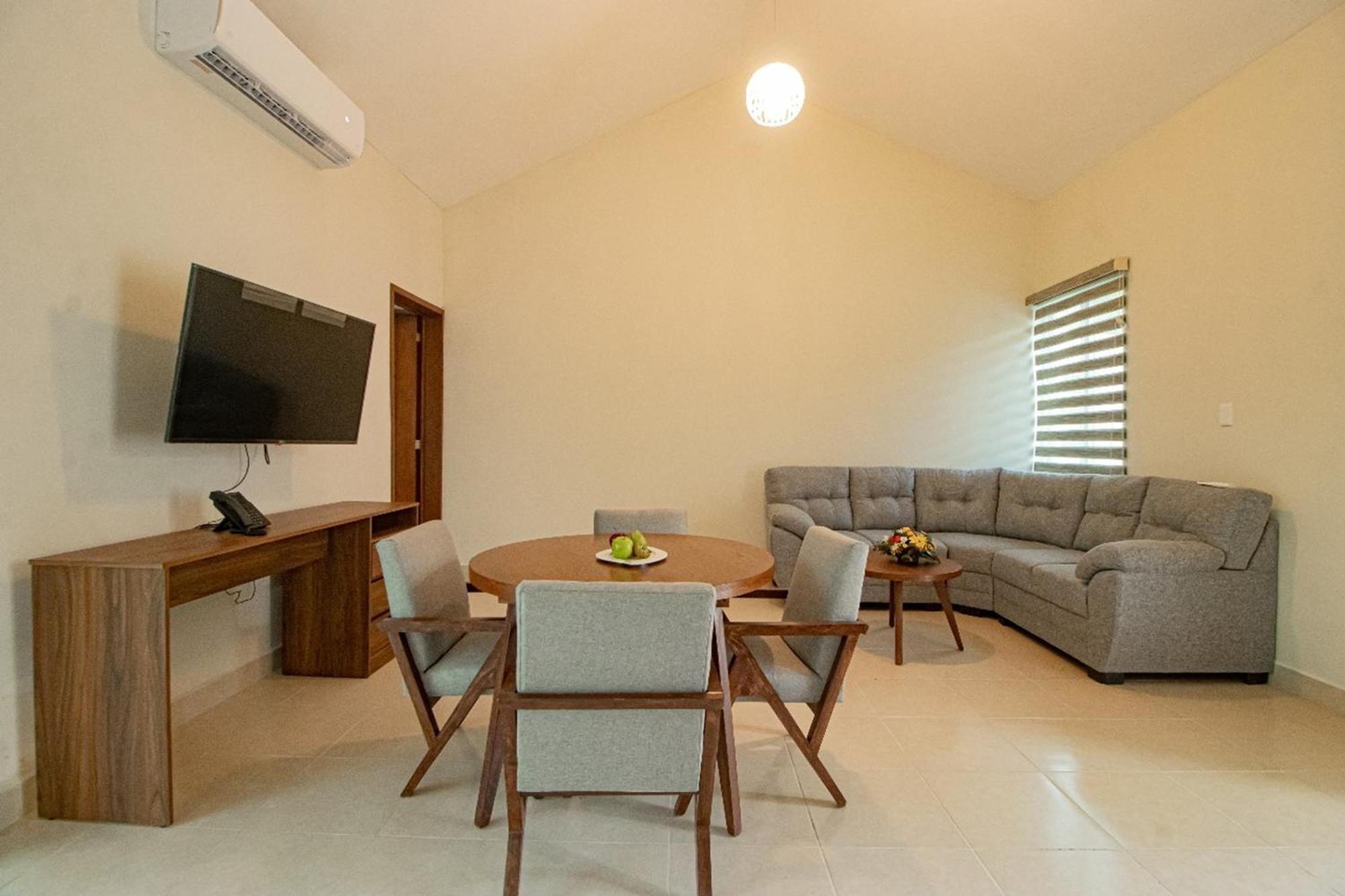 Memora Hotel & Villas Chapala Esterno foto